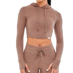 ILUS lounge cropped hoodie